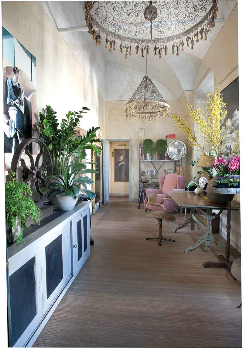 Stile vintage nella casa di alexandra la capria a roma Porte anticate roma