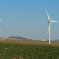La piana di Calitri è provvista di pale eoliche per sfruttare l’energia del vento