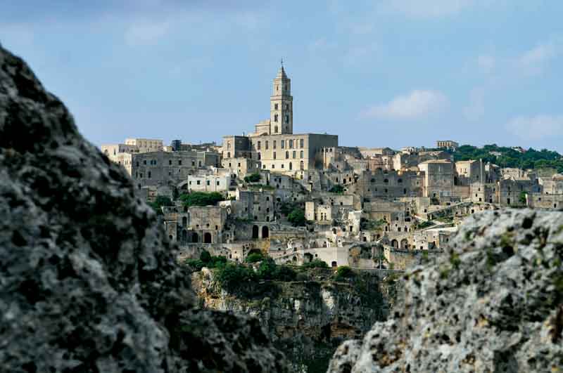 Matera, gemma solitaria