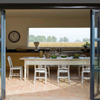 La cucina vista dal giardino