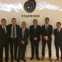 Starwood, la porcellana che diventa legno con Porcelanosa Grupo