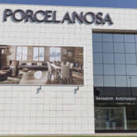 Starwood, la porcellana che diventa legno con Porcelanosa Grupo