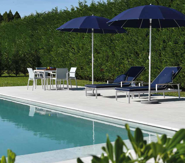 La piscina nell'outdoor