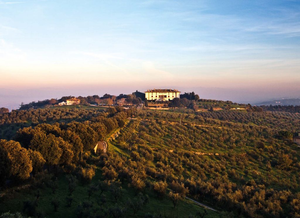 Vino storico: il Carmignano Docg di Artimino, la tenuta che fu dei Medici