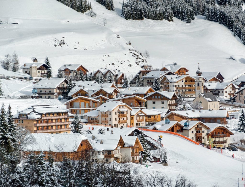 Sciare in Val di Fassa da Moena a Canazei