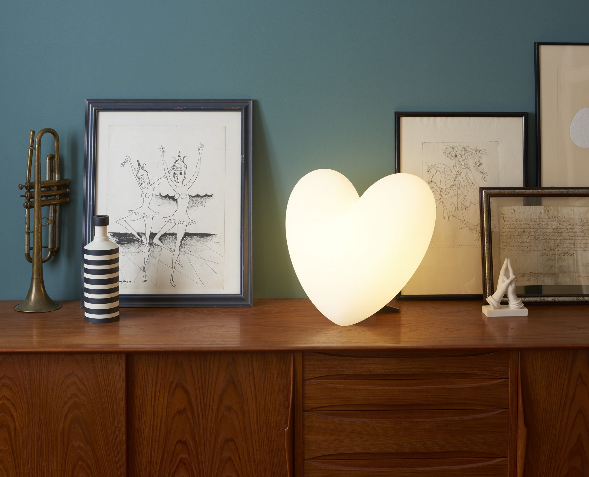 lampada love di Slide design