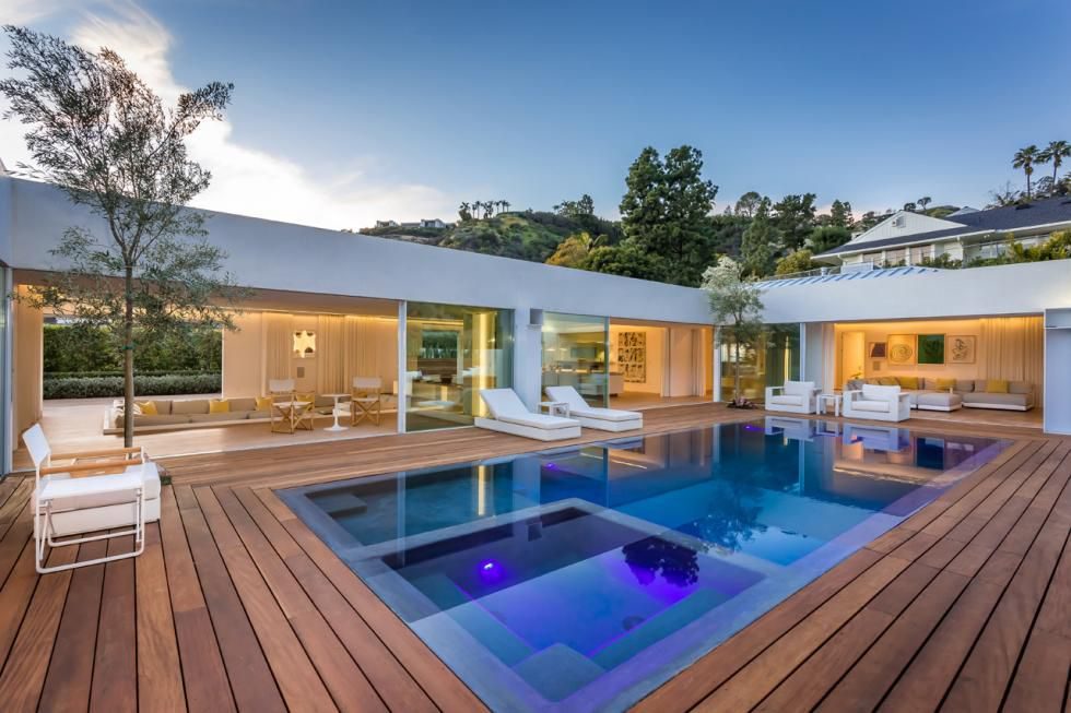 Orlando Bloom si sposa, la villa a Beverly Hills in vendita per 9 milioni