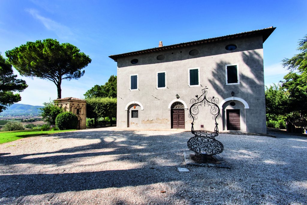 Nella tenuta Antonelli San Marco, la cucina è in cantina