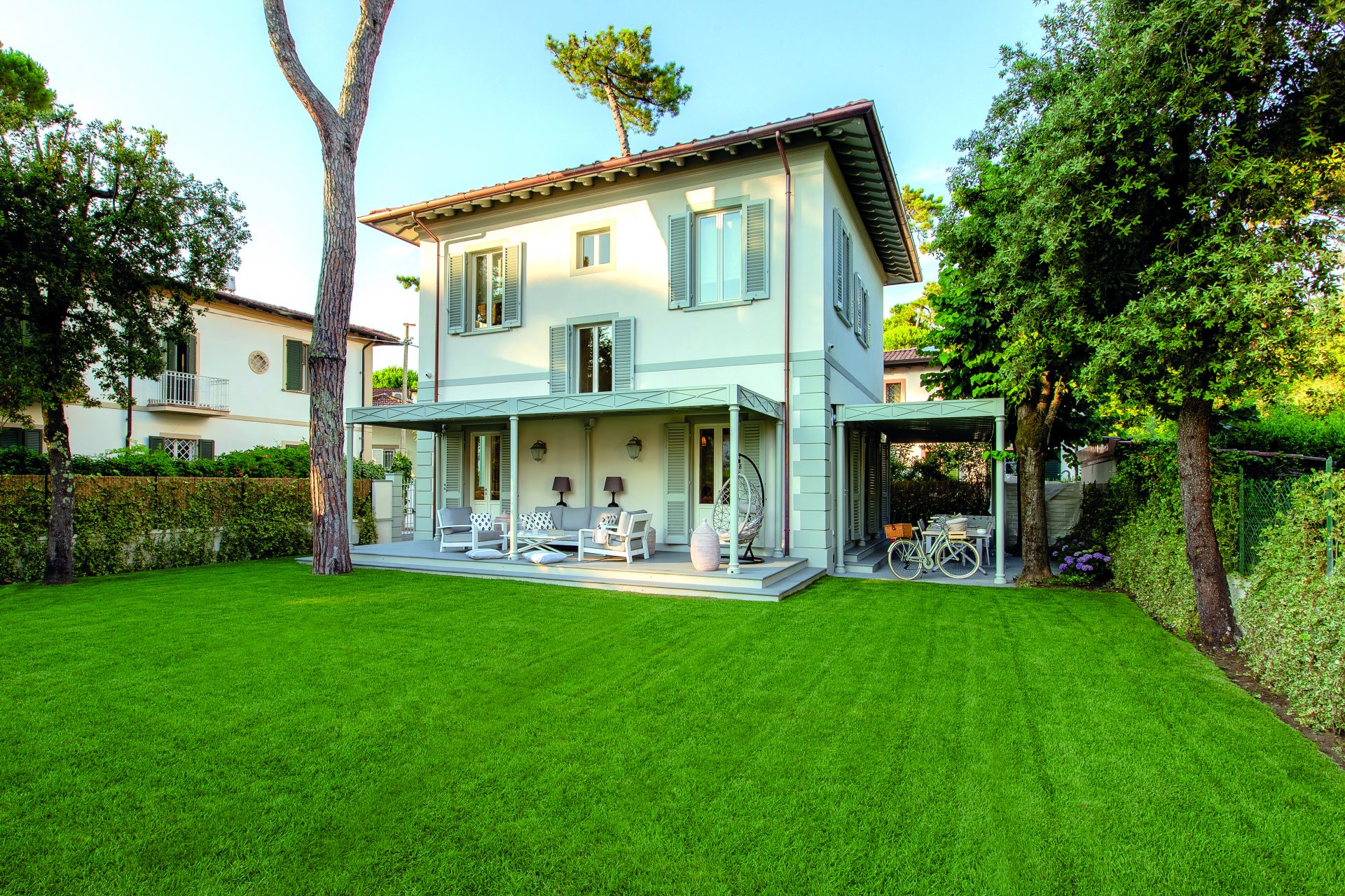 Una villa a Forte dei Marmi dà lezioni di stile Ville&Casali Una villa a Forte dei Marmi dà lezioni di stile Ville&Casali