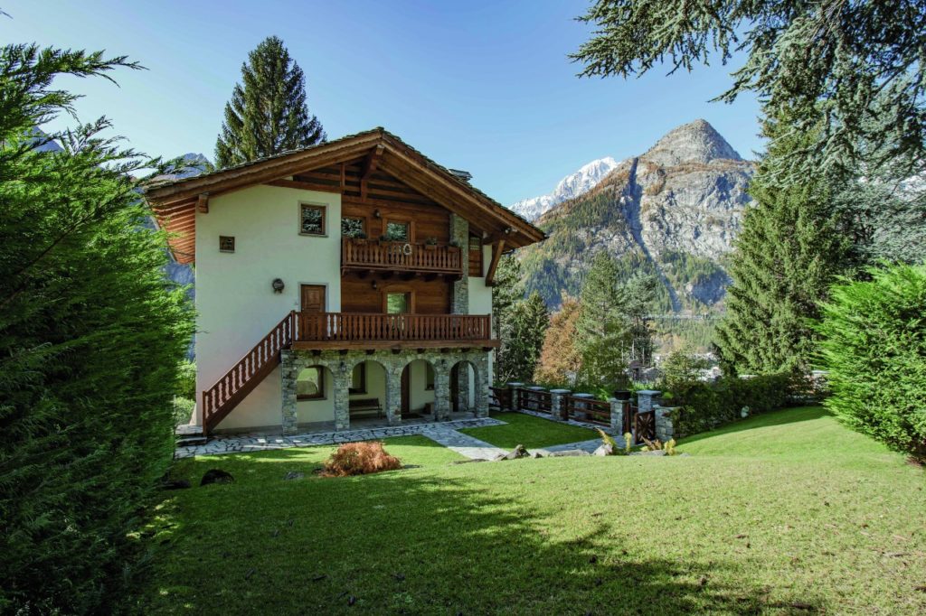 Chalet alle pendici del Monte Bianco