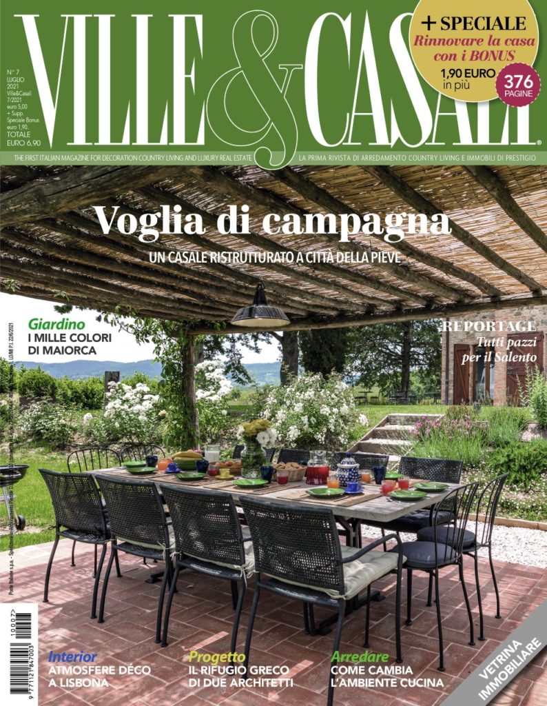 È in edicola il numero di luglio 2021 di Ville&Casali