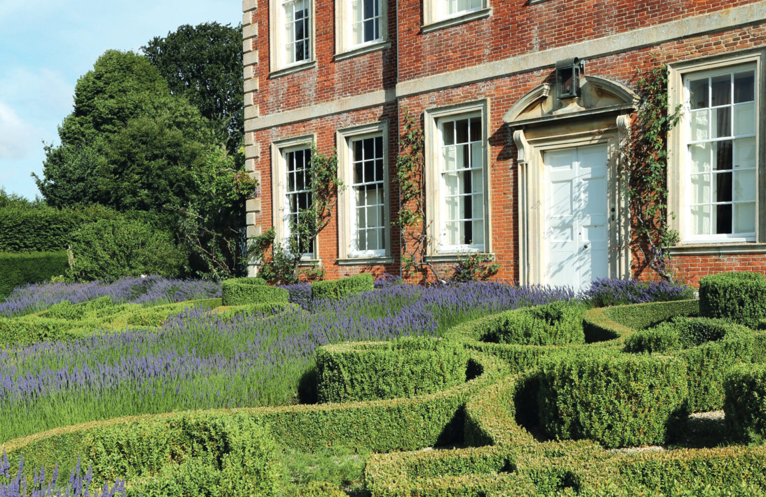 Set Di 2 Figure Africane Scolpite In Legno Naturale 12x8x41 Cm