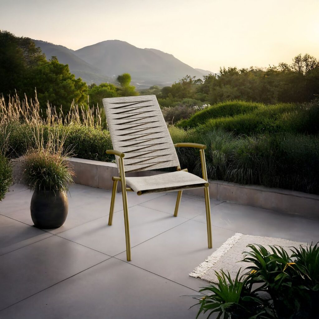 Tra design impeccabile e sostenibilità, i nuovi mobili da giardino in metallo rendono l’outdoor uno spazio da vivere a 360°