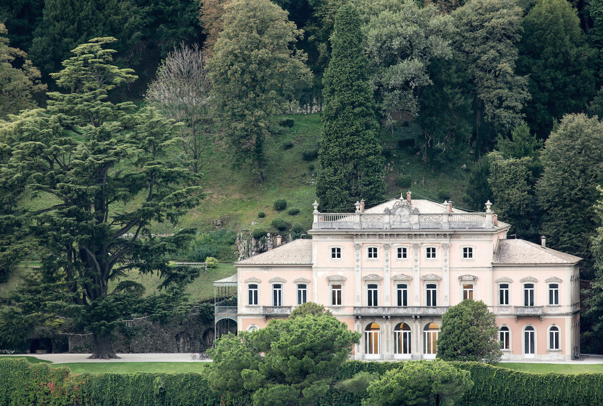 Per Lake Como Design Festival 2025 Villa Grumello ospita la mostra "Frammenti di Memoria".