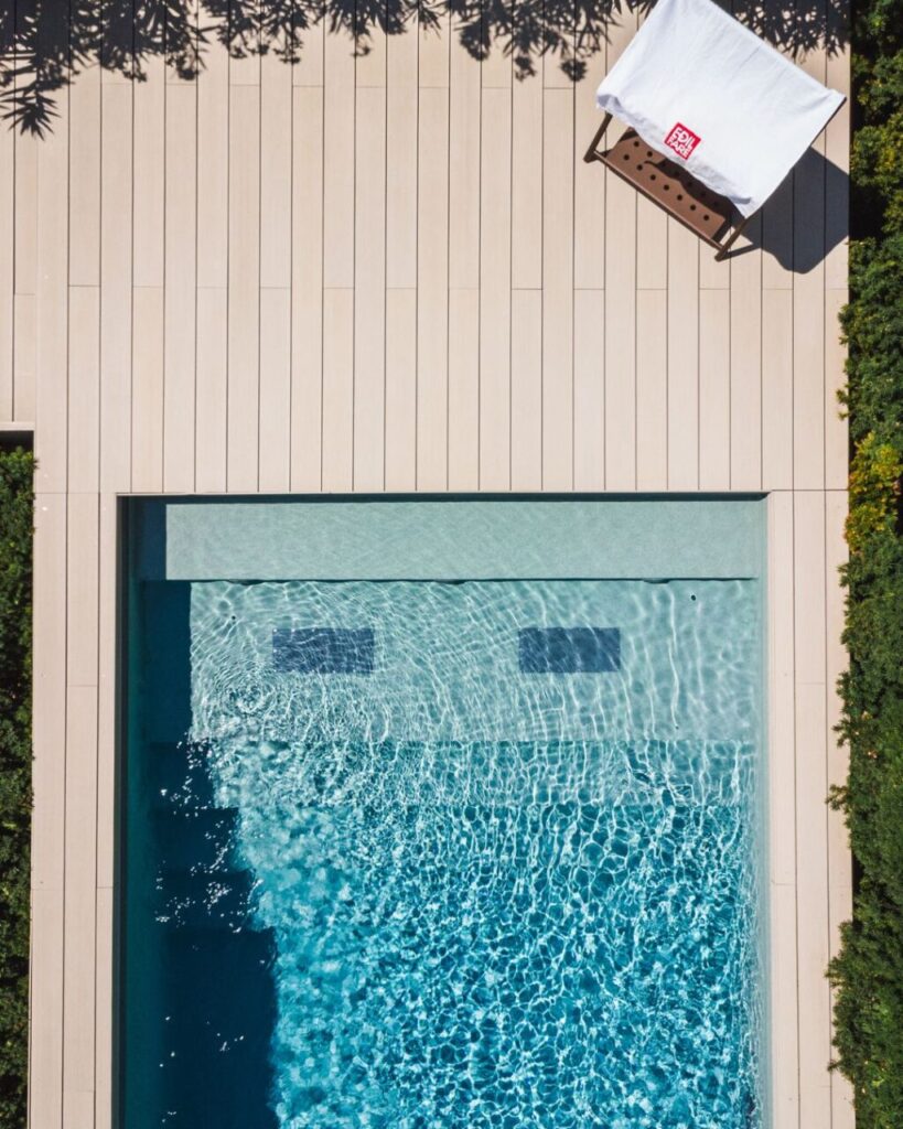 Non solo lusso. Le piscine su misura sono lo specchio di chi le vive, in totale armonia con se stesso e con l'ambiente