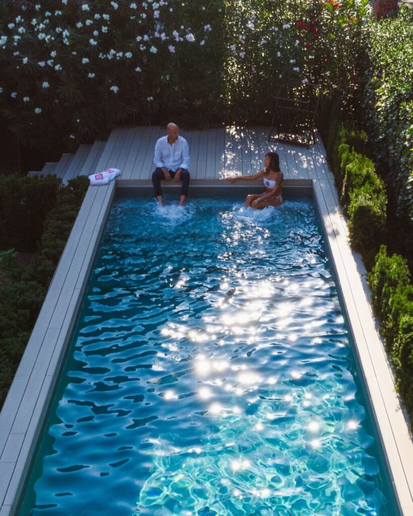 Non solo lusso. Le piscine su misura sono lo specchio di chi le vive, in totale armonia con se stesso e con l'ambiente