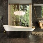 Un raffinato bagno nero con vasca free standing al centro