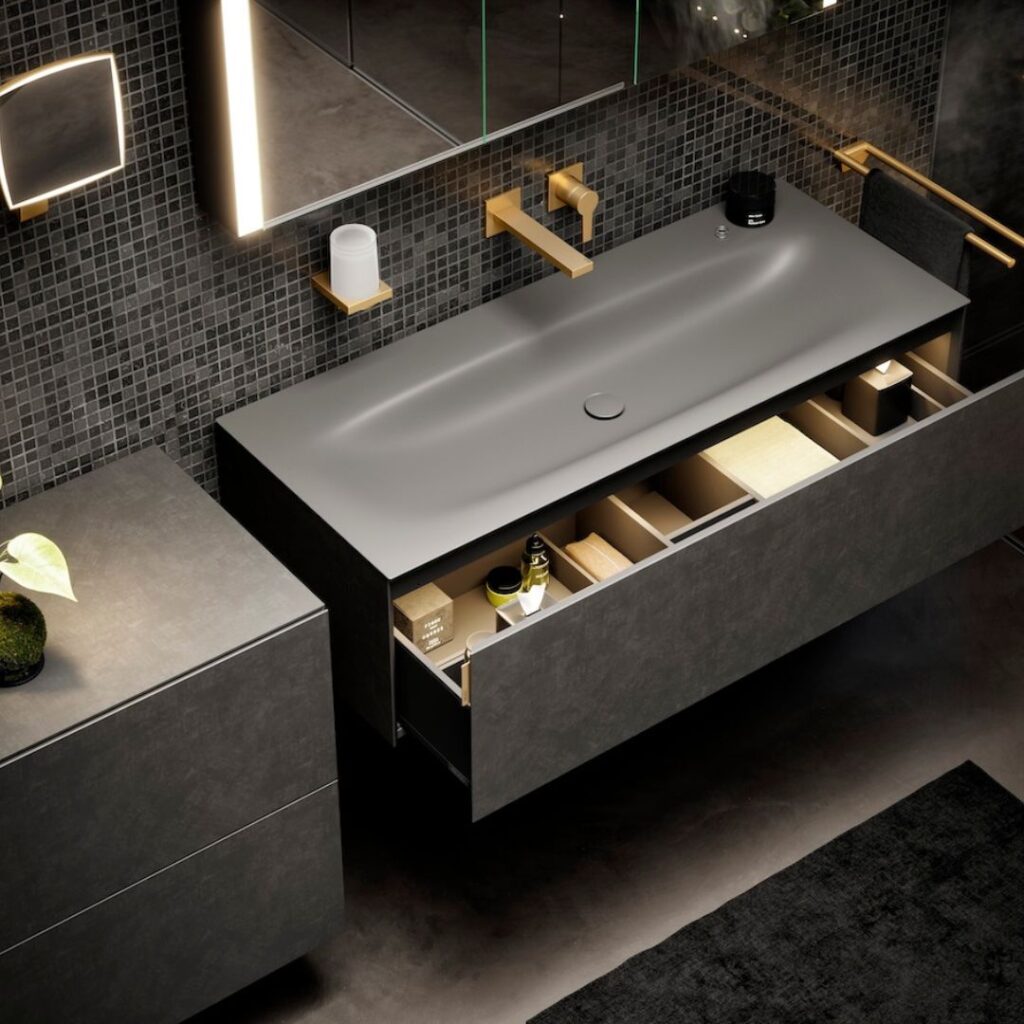 Nuove finiture e atmosfere magiche per un bagno raffinato di autentico piacere