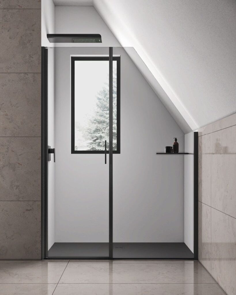 La doccia su misura: un equilibrio impeccabile tra esigenze architettoniche, comfort e design