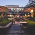 Il giardino del ristorante Al Fresco in via Savona a Milano